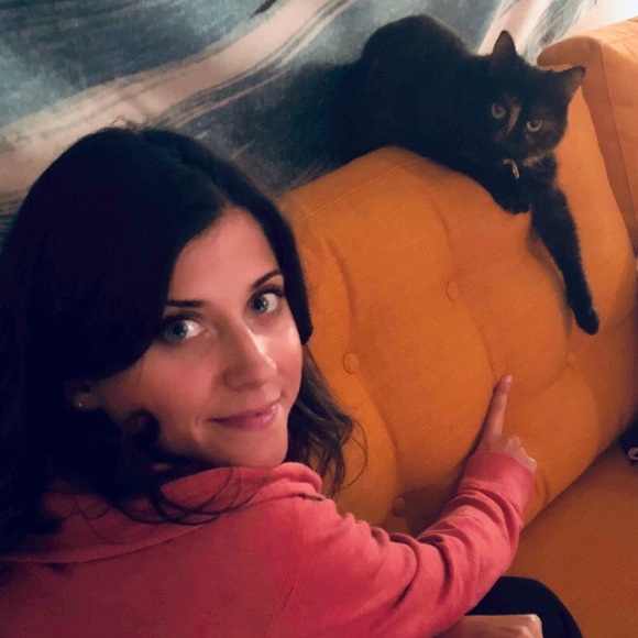 Welcome to my Closet! - Picture 4 of 16